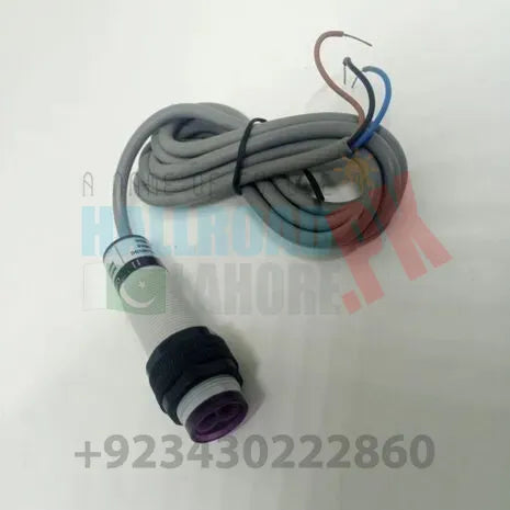 Photoelectric switch sensor E3F-DS10C4 diffuse type NPN NO dc 3 Wires transducer in Pakistan